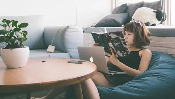 What is the style of a geek? What is geeky chic style? What is geek fashion?